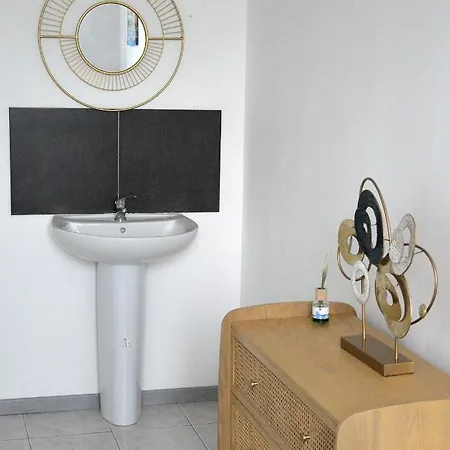 Domus Lemaitre 1 Bouchain - Parking - Wifi Tv - 2 Chambres - Proche Gare Et Commerces Lieu-Saint-Amand Exterior foto
